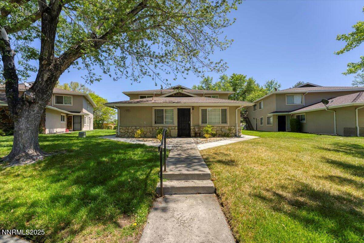 5030 Tahiti Way - Photo 1