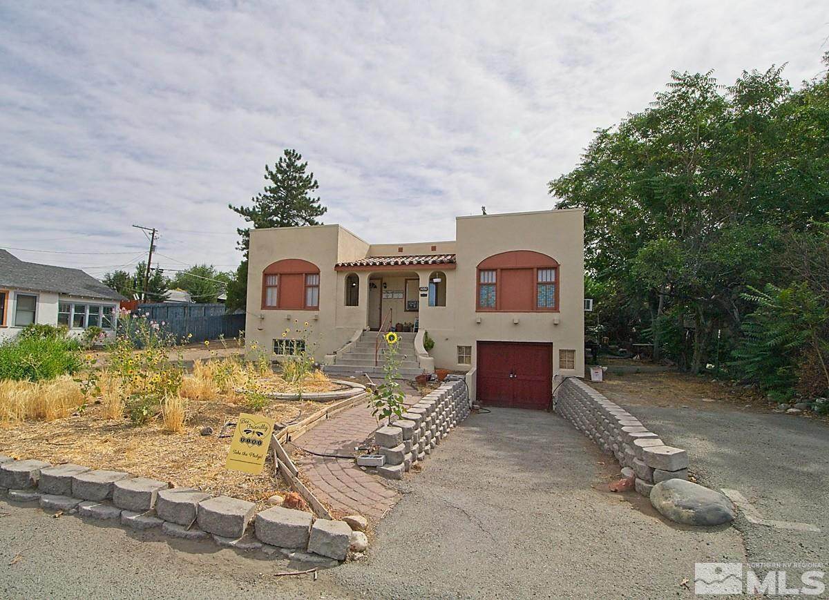 1050 Holcomb Avenue - Photo 1