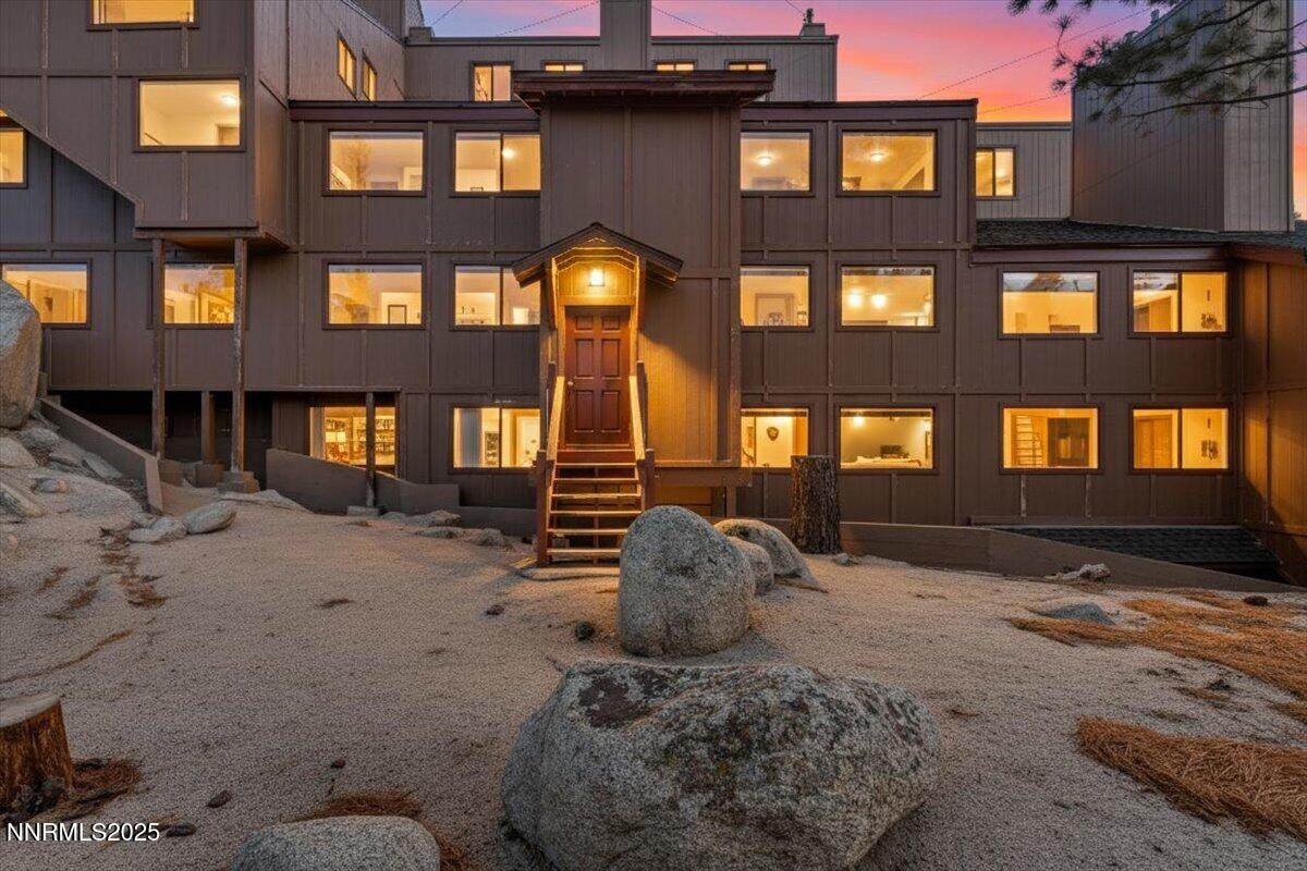 759 Boulder Ct - Photo 1