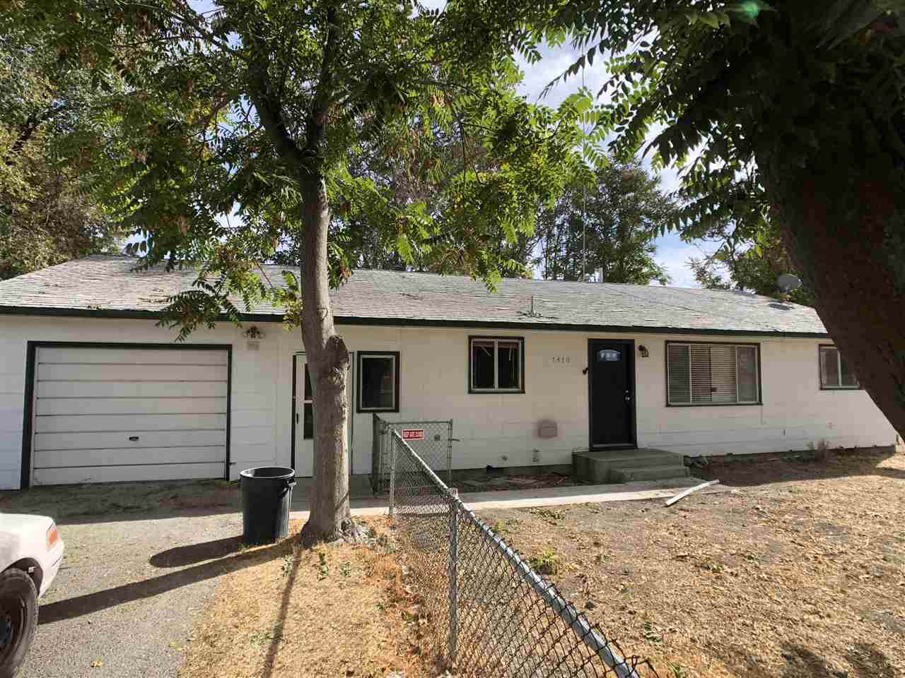 1410 Franklin Avenue - Photo 1