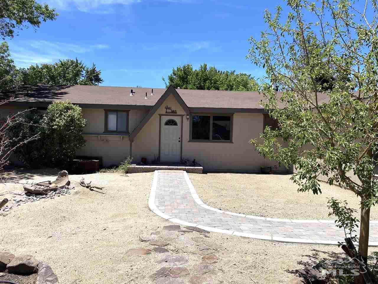 1185 Howard Dr - Photo 1