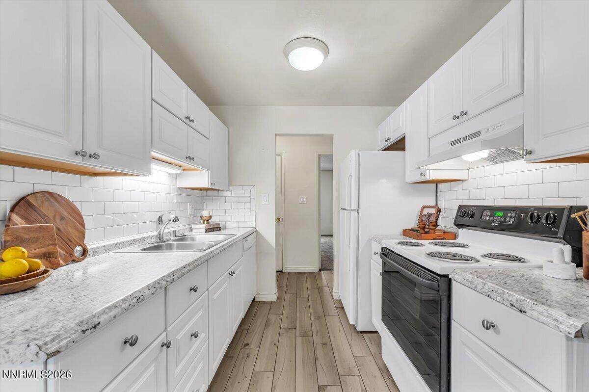 3944 Clear Acre Lane - Photo 1