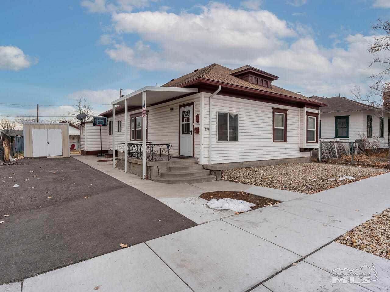 318 Cheney - Photo 1