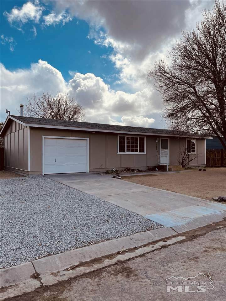 180 Willow Dr - Photo 1