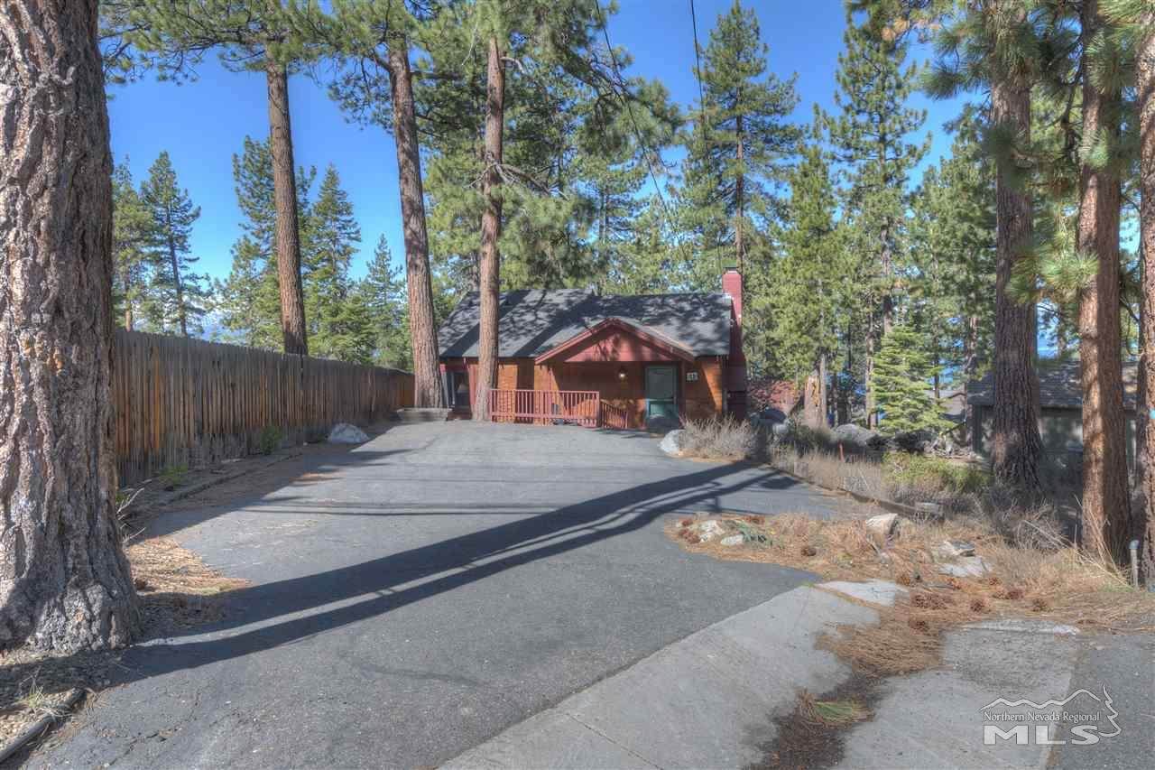 11 Lakeside Cove - Photo 1