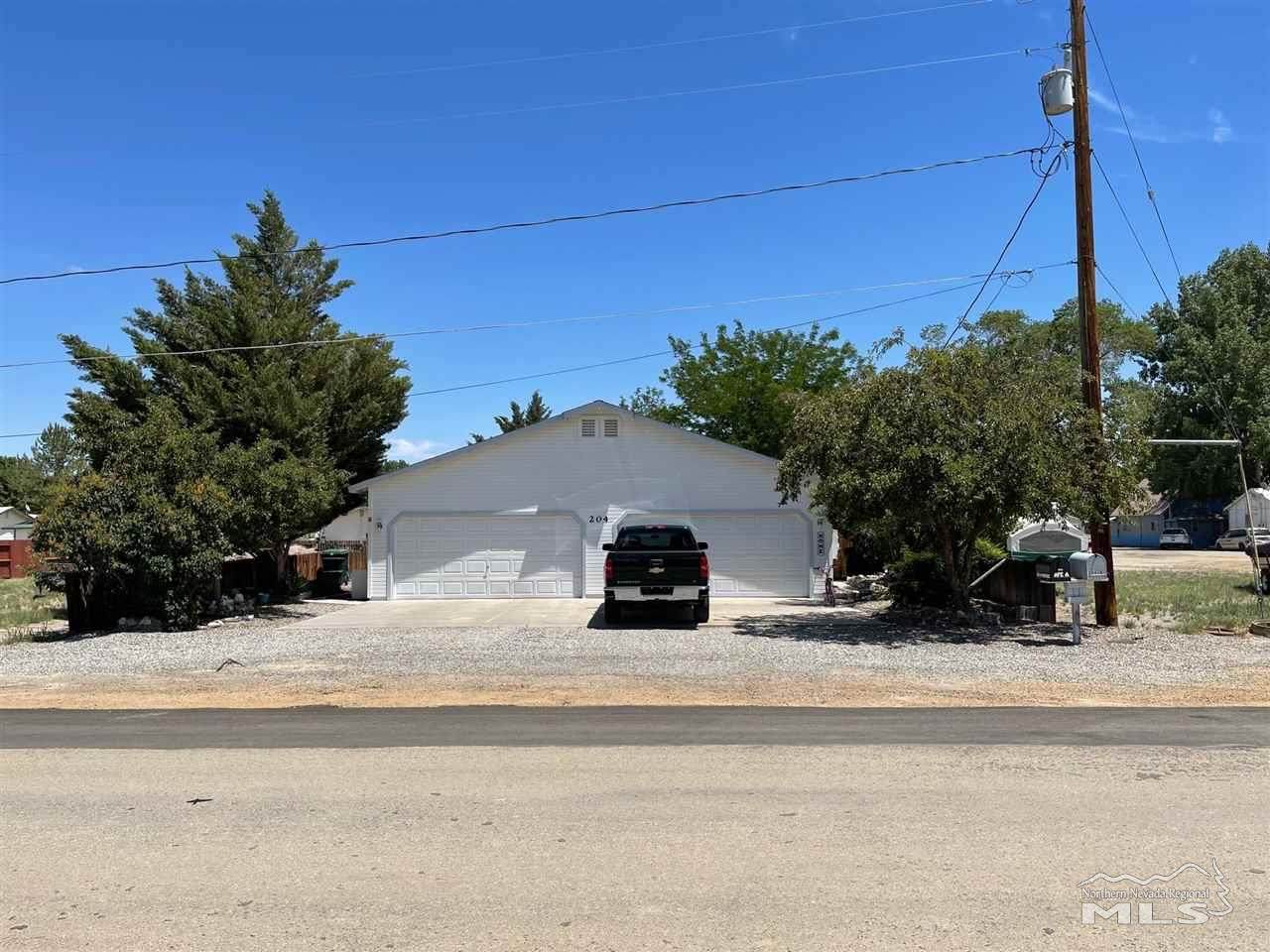 204 Whitacre - Photo 1
