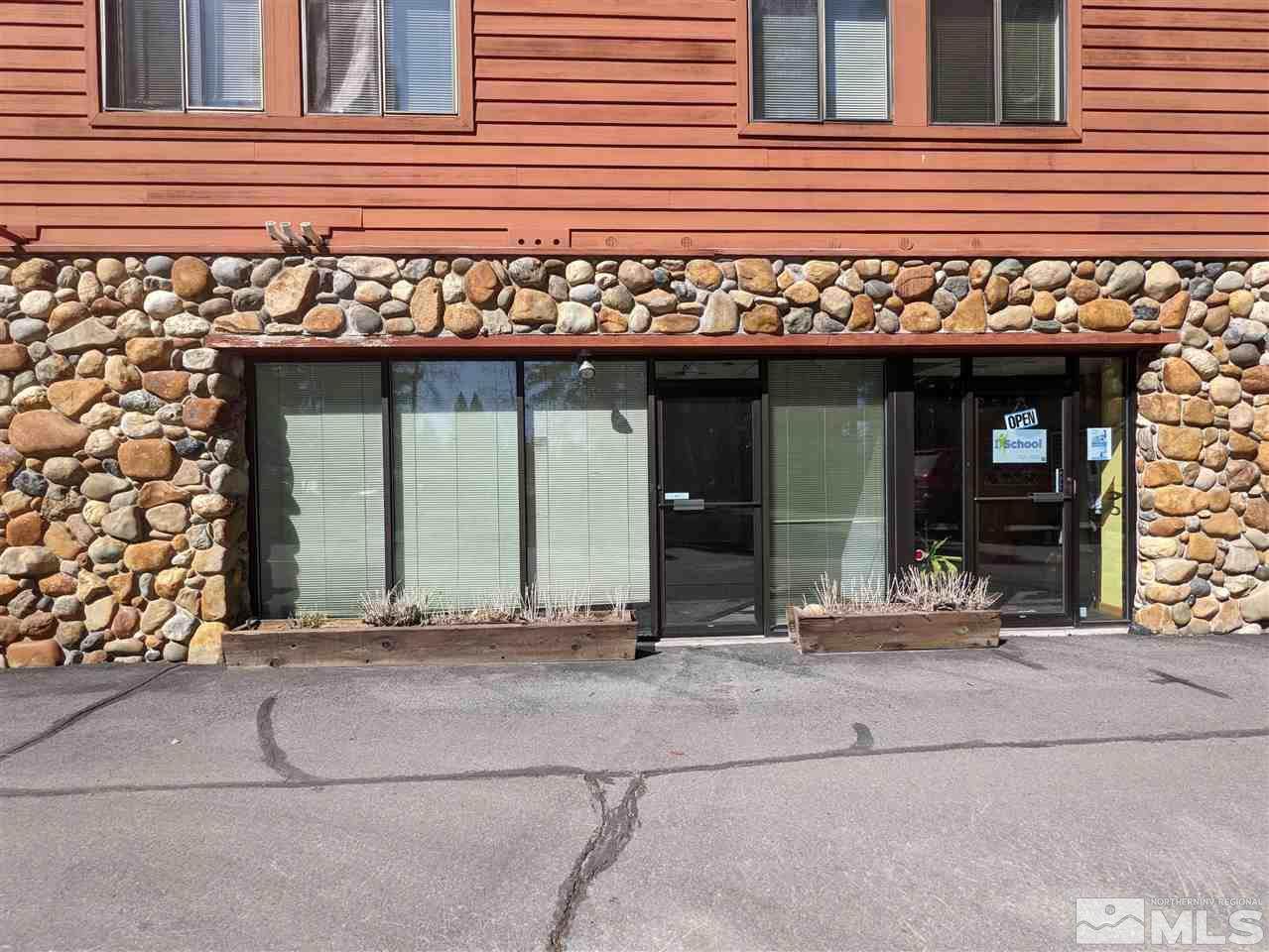 889 Alder Ave - Photo 1