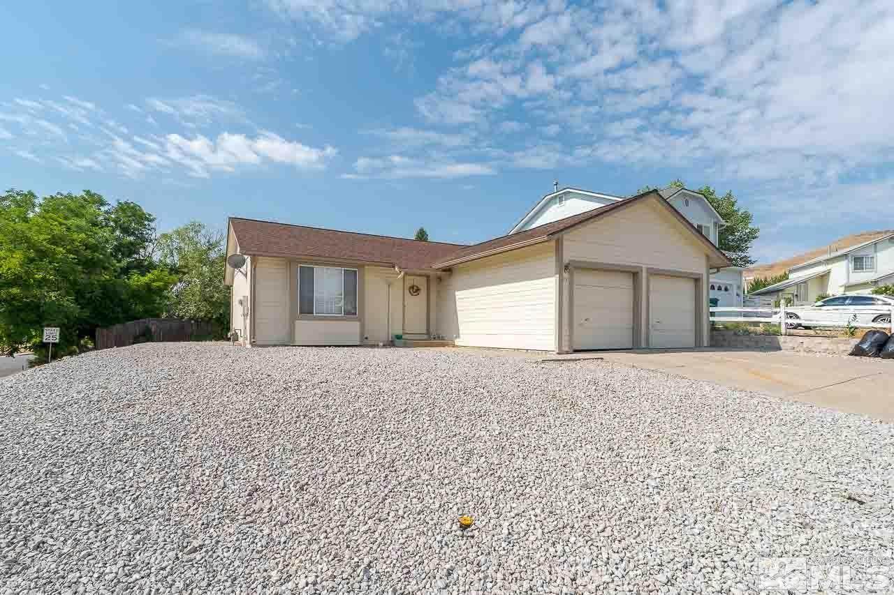 25 Roxy Ct - Photo 1