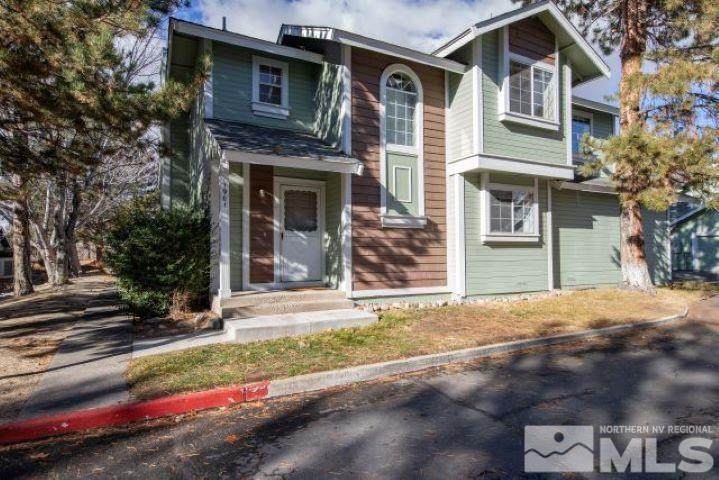 1901 Minaret Circle - Photo 1