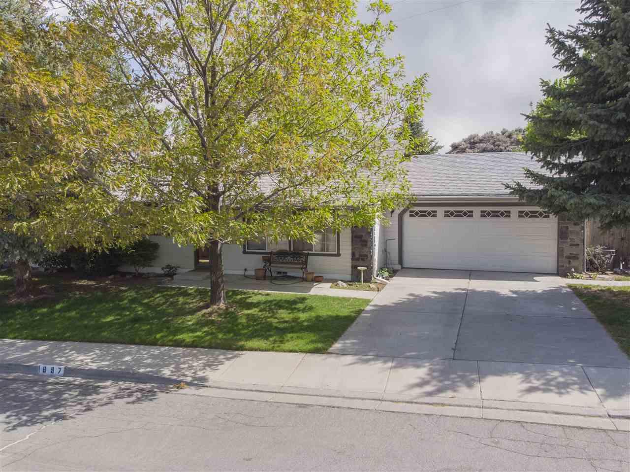 897 Kennedy Drive - Photo 1