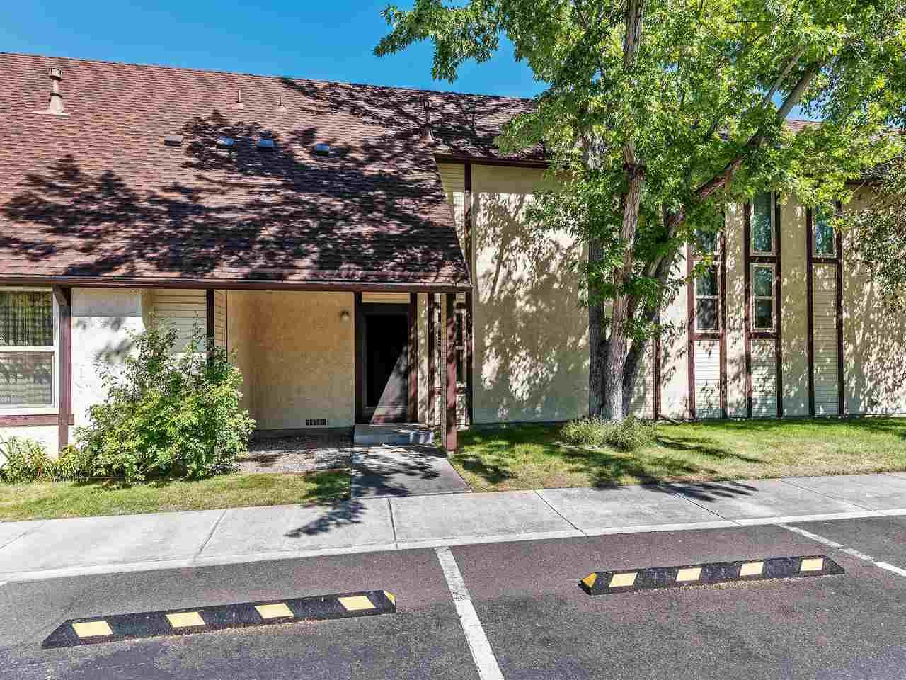 1748 #7 Pinewood Drive - Photo 1