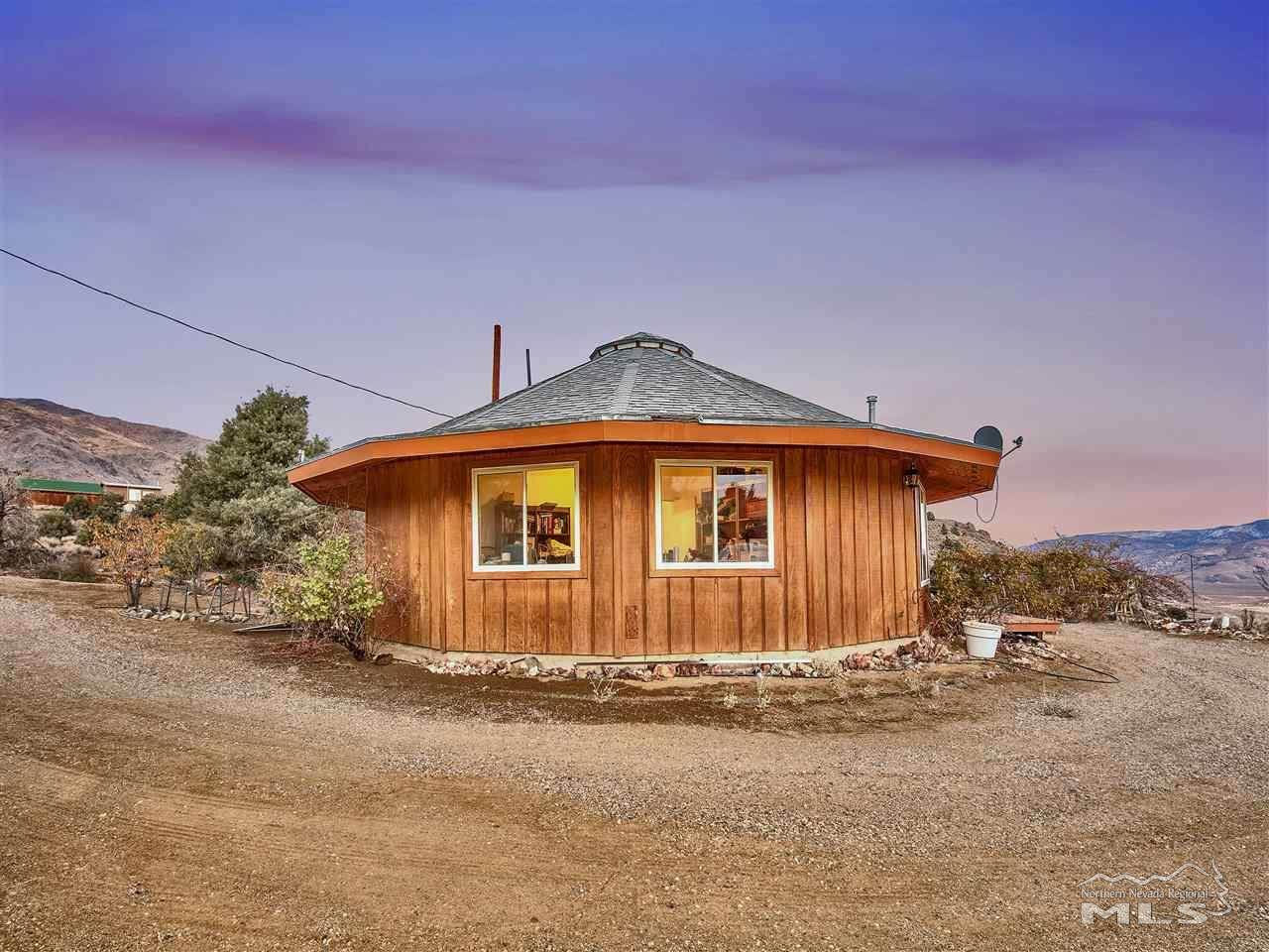 1285 Spatter Cone Rd - Photo 1