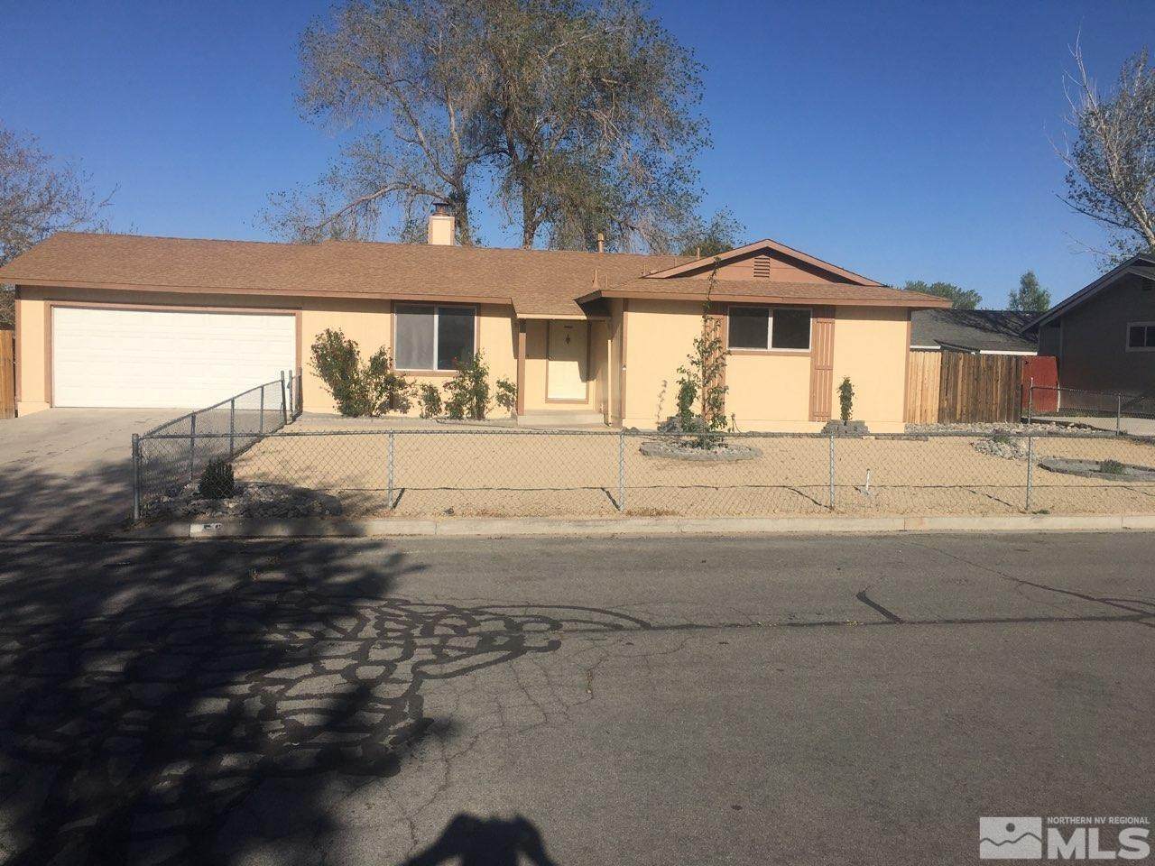 535 Concord Cir - Photo 1
