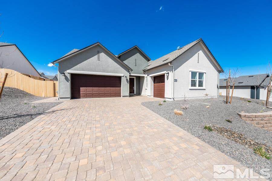 2953 Murrelet Way - Photo 1