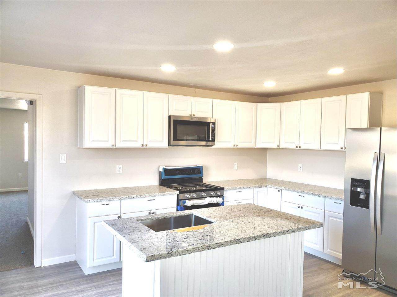 215 Imperial Road - Photo 1