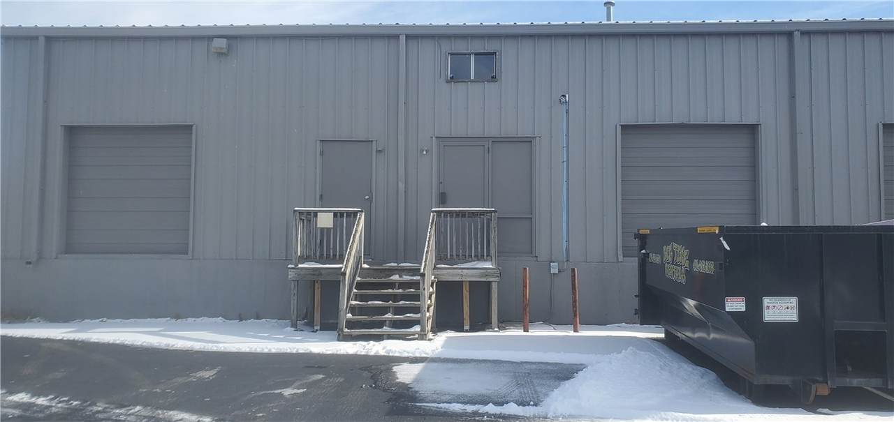 140 Brownlee Boulevard - Photo 1