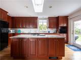 132 Memorial Boulevard - Photo 9