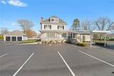 982 Warwick Avenue - Photo 2