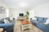 663 Aquidneck Avenue - Photo 7