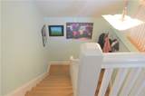 398 Wolcott Avenue - Photo 19