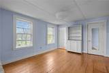 1667 East Main Road - Photo 21