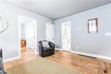 8 Green Place - Photo 2