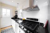 16 Winsor Avenue - Photo 4