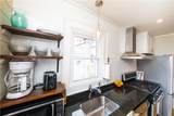 16 Winsor Avenue - Photo 5