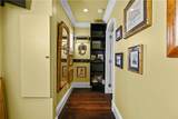 24 Brown And Howard - Photo 29