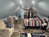 1097 Pontiac Avenue - Photo 25