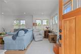 109 Carroll Avenue - Photo 4