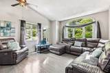 9 Ivy Hollow Court - Photo 6