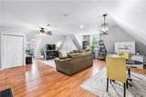 426 Blackstone Street - Photo 11