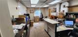 2555 Hartford Avenue - Photo 7