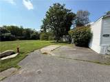 225 Brayton Avenue - Photo 21