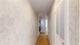 60 West Drive - Photo 17