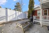612 Thames Street - Photo 2