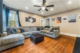 225 Carpenter Street - Photo 11