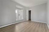 18 Winsor Street - Photo 19