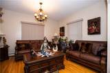 546 Lonsdale Avenue - Photo 22