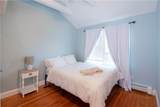391 Aquidneck Avenue - Photo 9