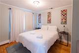 393 Aquidneck Avenue - Photo 8