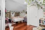 374 Wickenden Street - Photo 5