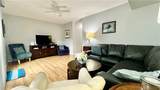 106 Swinburne Row - Photo 12