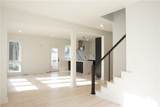 152 Colonial Road - Photo 10