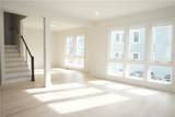 152 Colonial Road - Photo 21