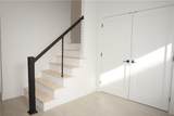 152 Colonial Road - Photo 7