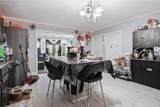 872 Lonsdale Avenue - Photo 15