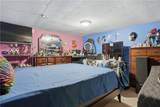 872 Lonsdale Avenue - Photo 19