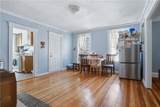 872 Lonsdale Avenue - Photo 33